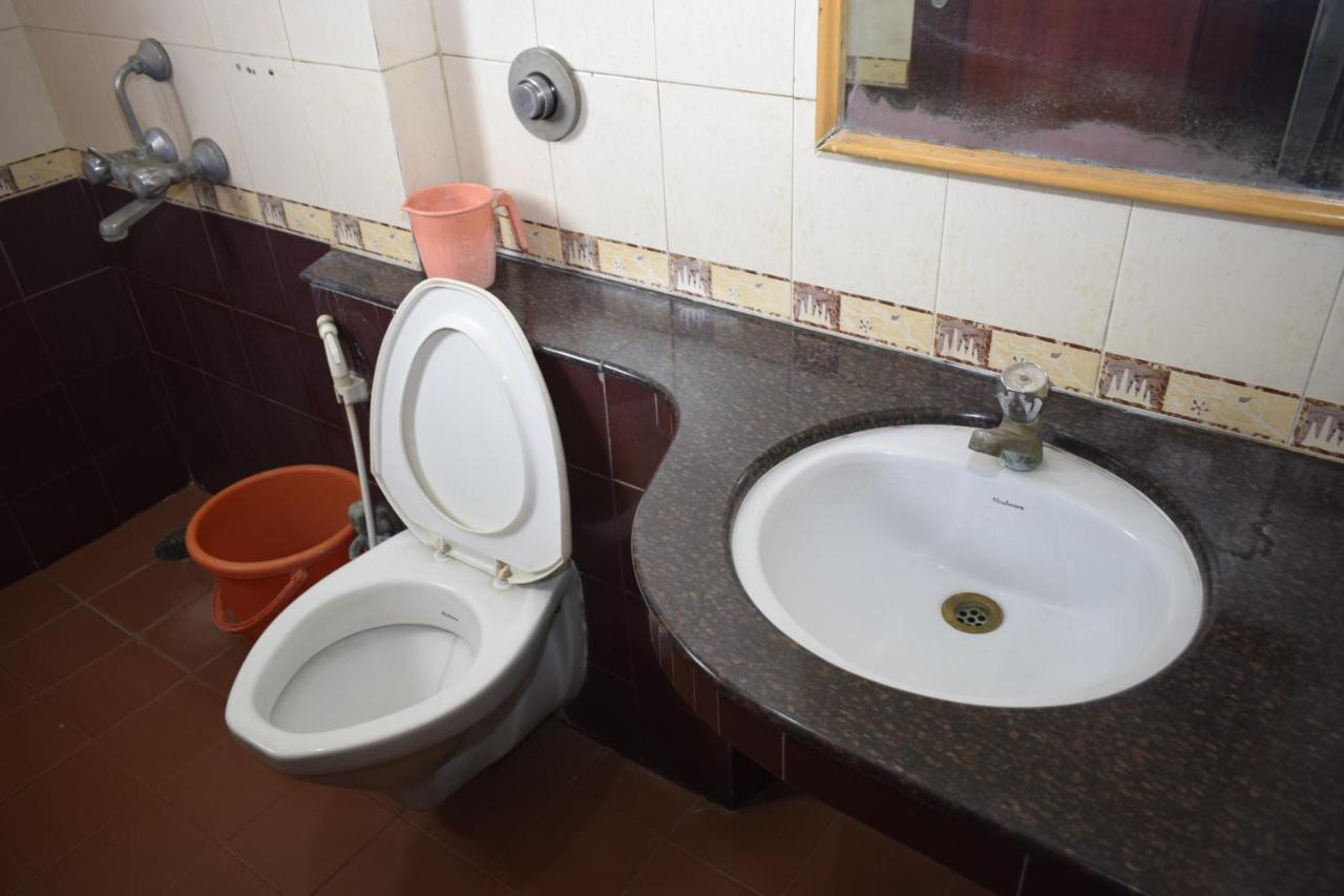 Hotel Pearls Madurai Esterno foto