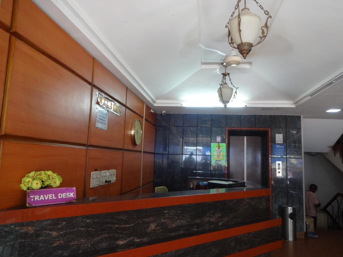 Hotel Pearls Madurai Esterno foto